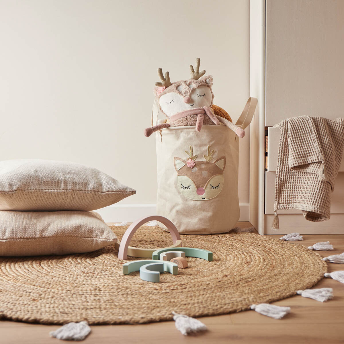 Boxen Aufbewarung Wohnen & Kinderzimmer Aufbewahrungskorb Reh Ella Bieco 04000465_M2_1_shop.jpeg Open Box