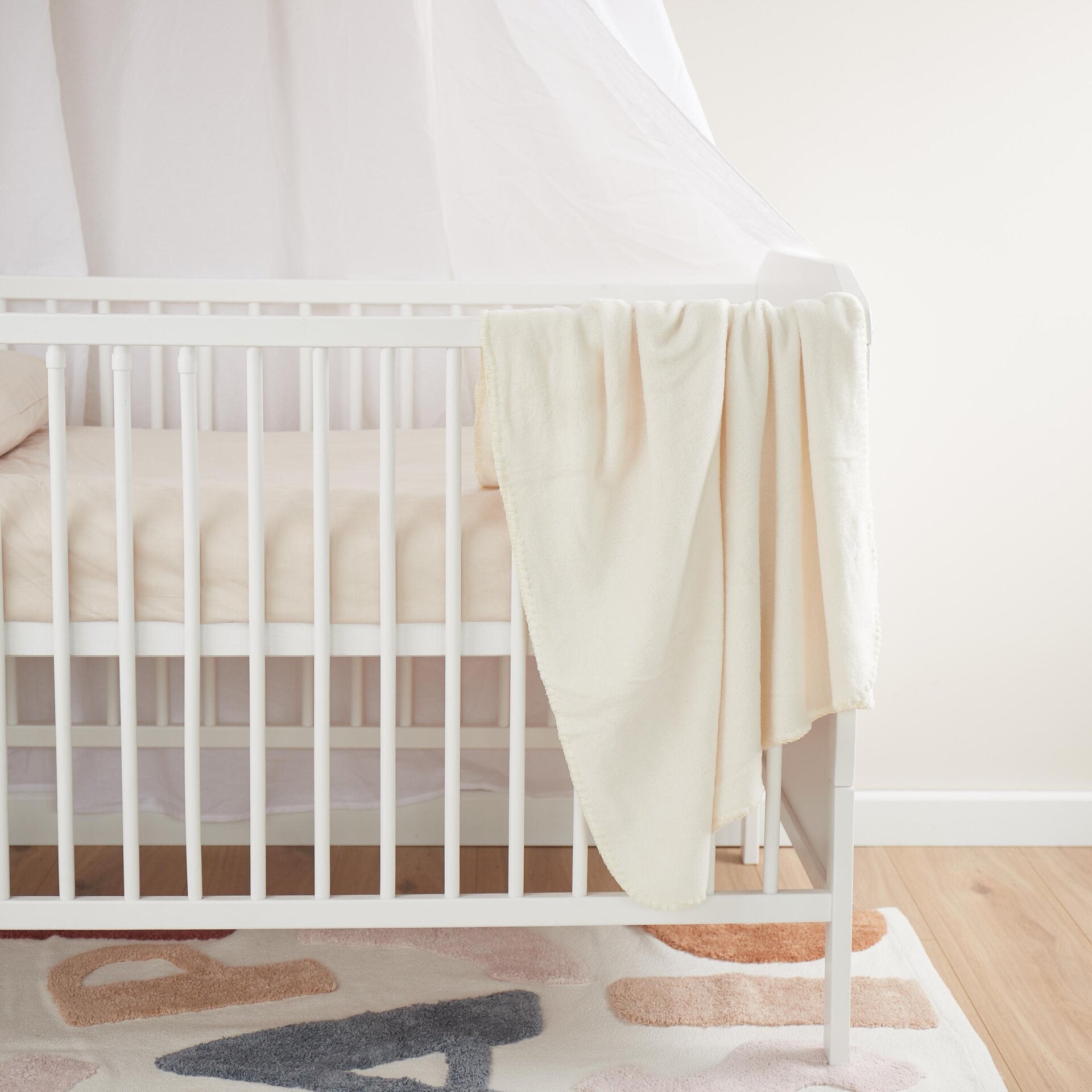 Kuscheldecke Fleece beige 38002073_M1_1.jpg Open Box