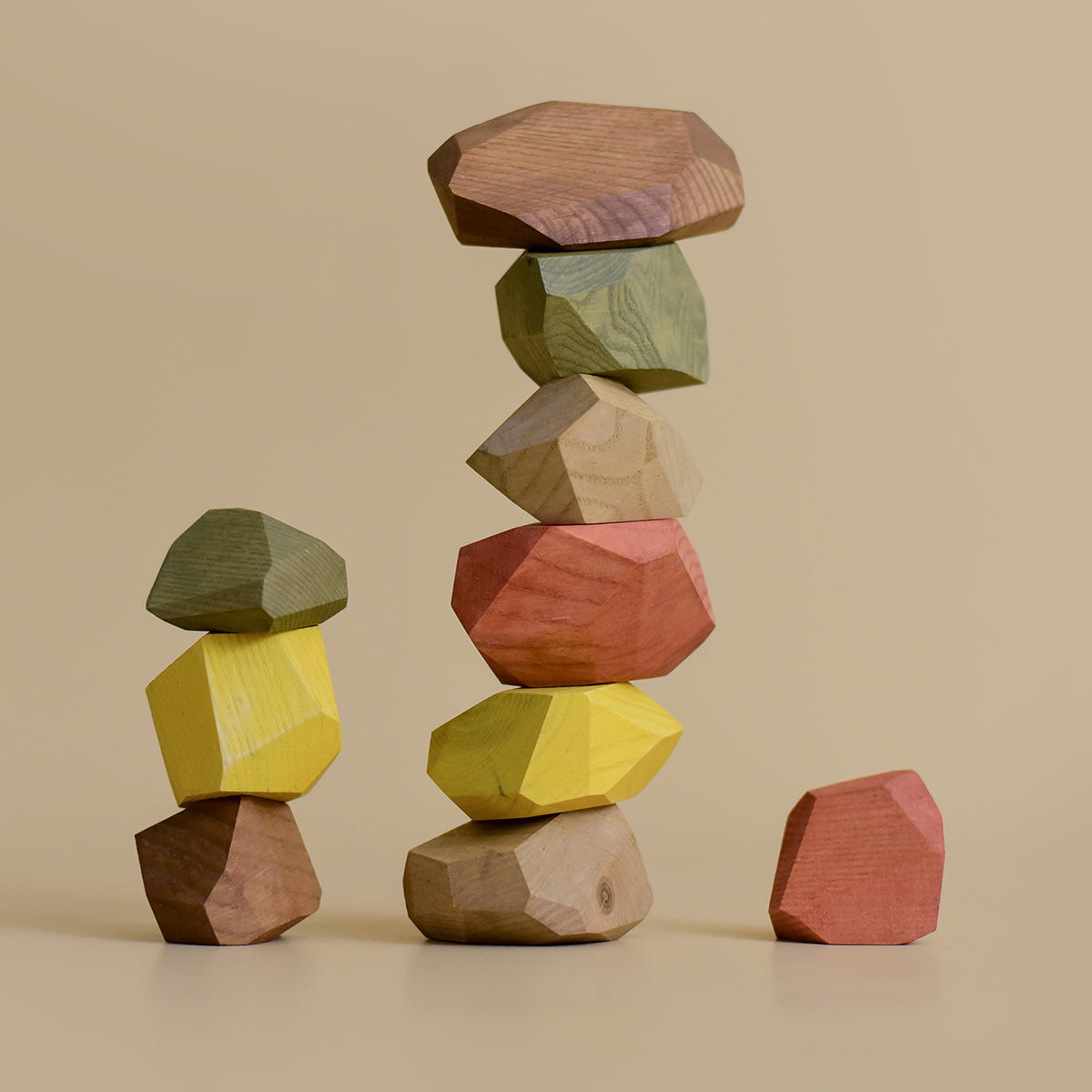 MinMin Copenhagen Balancing Stones Earthy Holzspielzeug Stapelstein