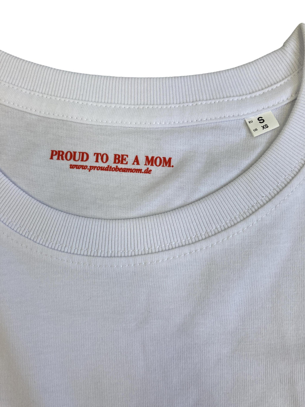 T-Shirts T-Shirts & Tops Kleidung T-Shirt Proud to be a mom Label Image Last Season