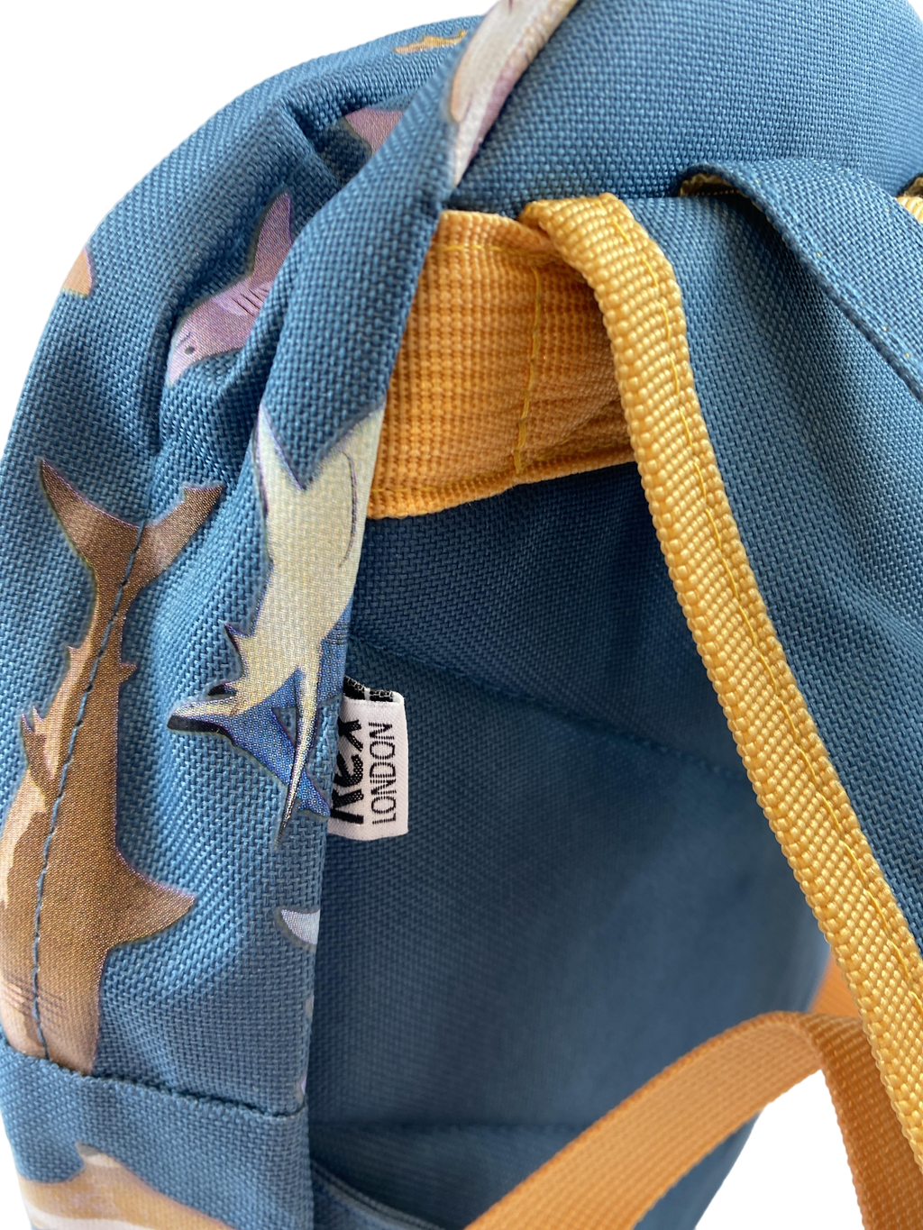 Schulranzen & -rucksäcke Rucksäcke & Taschen Accessoires Kindergarten Rucksack mit Haimuster Label Image Last Season