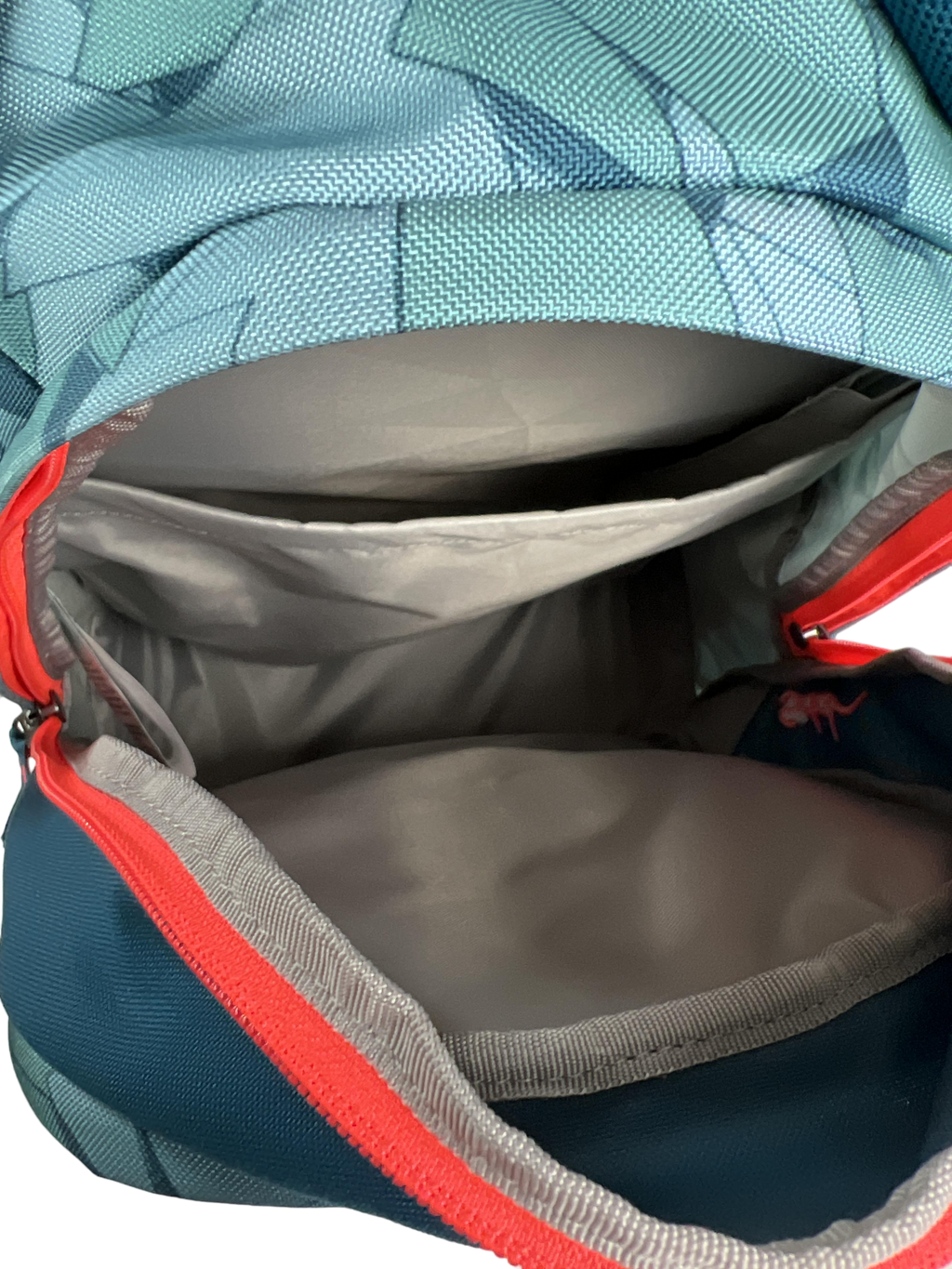 Schulranzen & -rucksäcke Rucksäcke & Taschen Accessoires Satch Sleek Rucksack Label Image Last Season