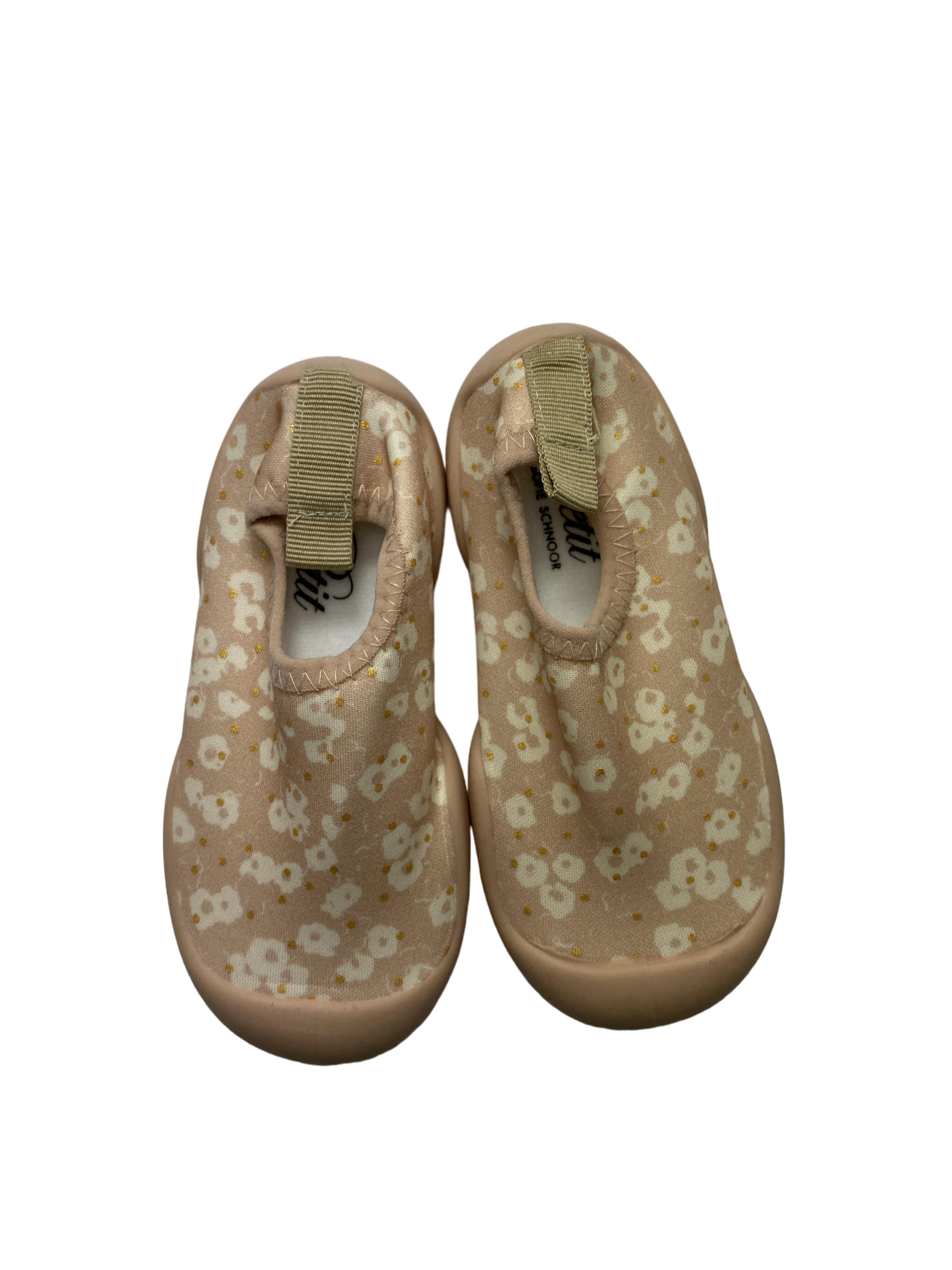 Badeschuhe Schuhe Hellblaue Badeschuhe Rear Image Last Season