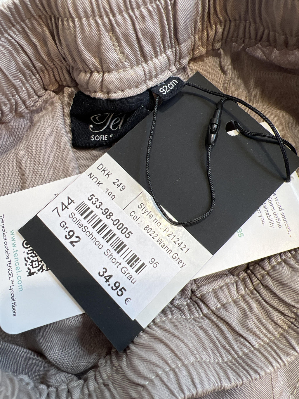 Shorts & kurze Hosen Shorts & kurze Hosen Kleidung Braune Shorts Label Image Last Season