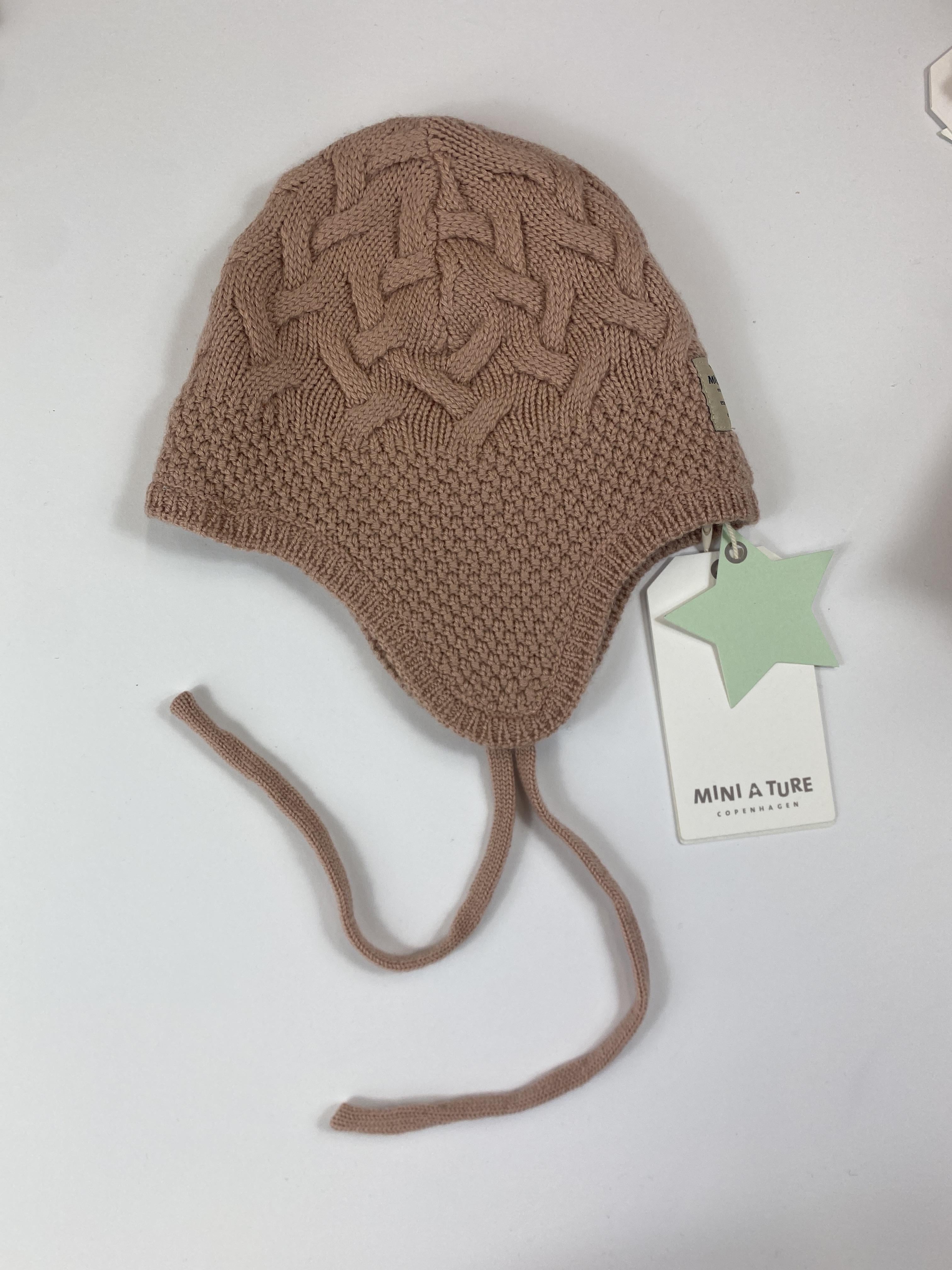 Mützen Hüte & Mützen Accessoires Mütze Front Image Last Season