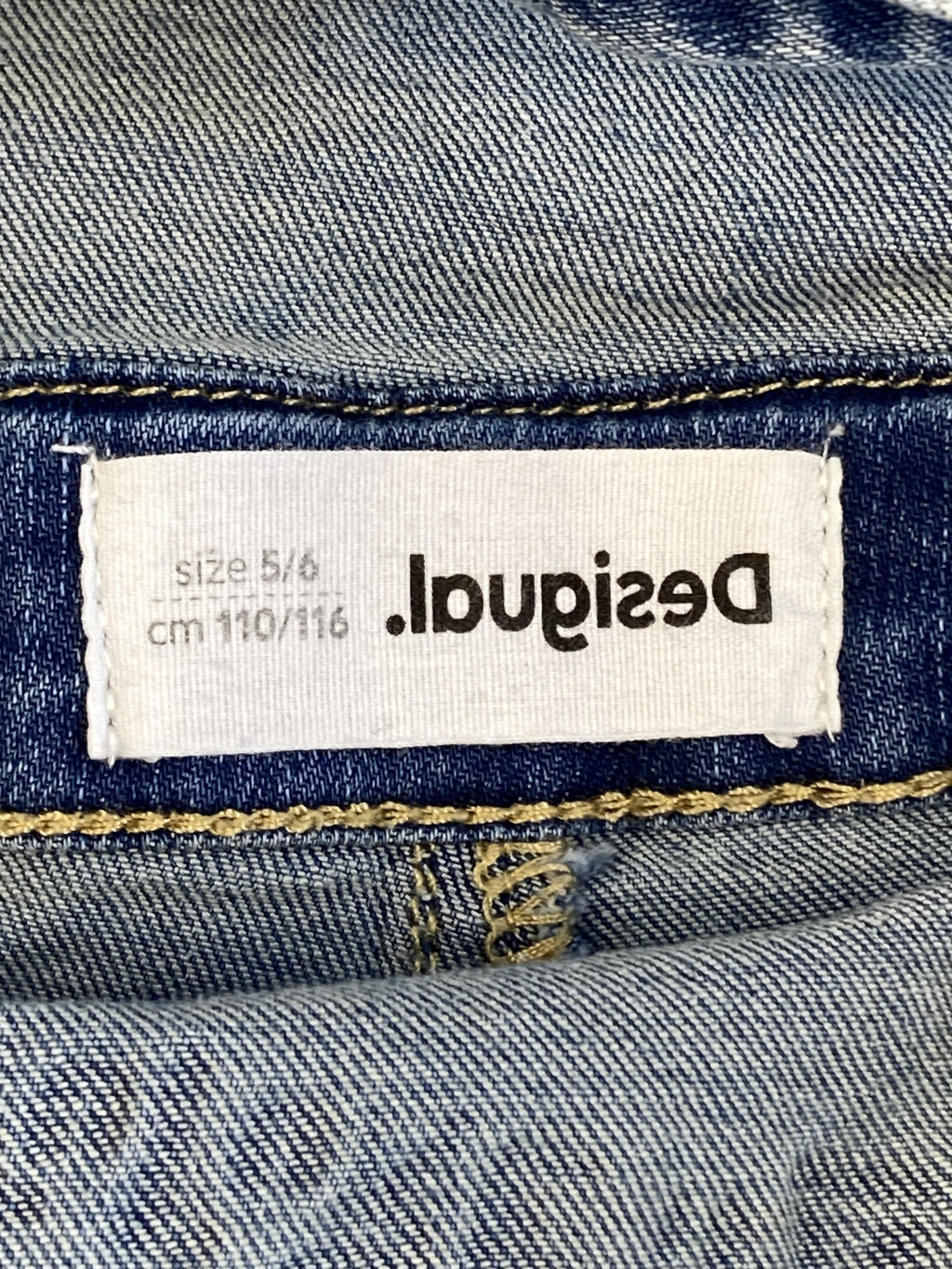 Latzhosen Hosen & Jeans Kleidung Latzhose Future is now Desigual Label Image Second Hand