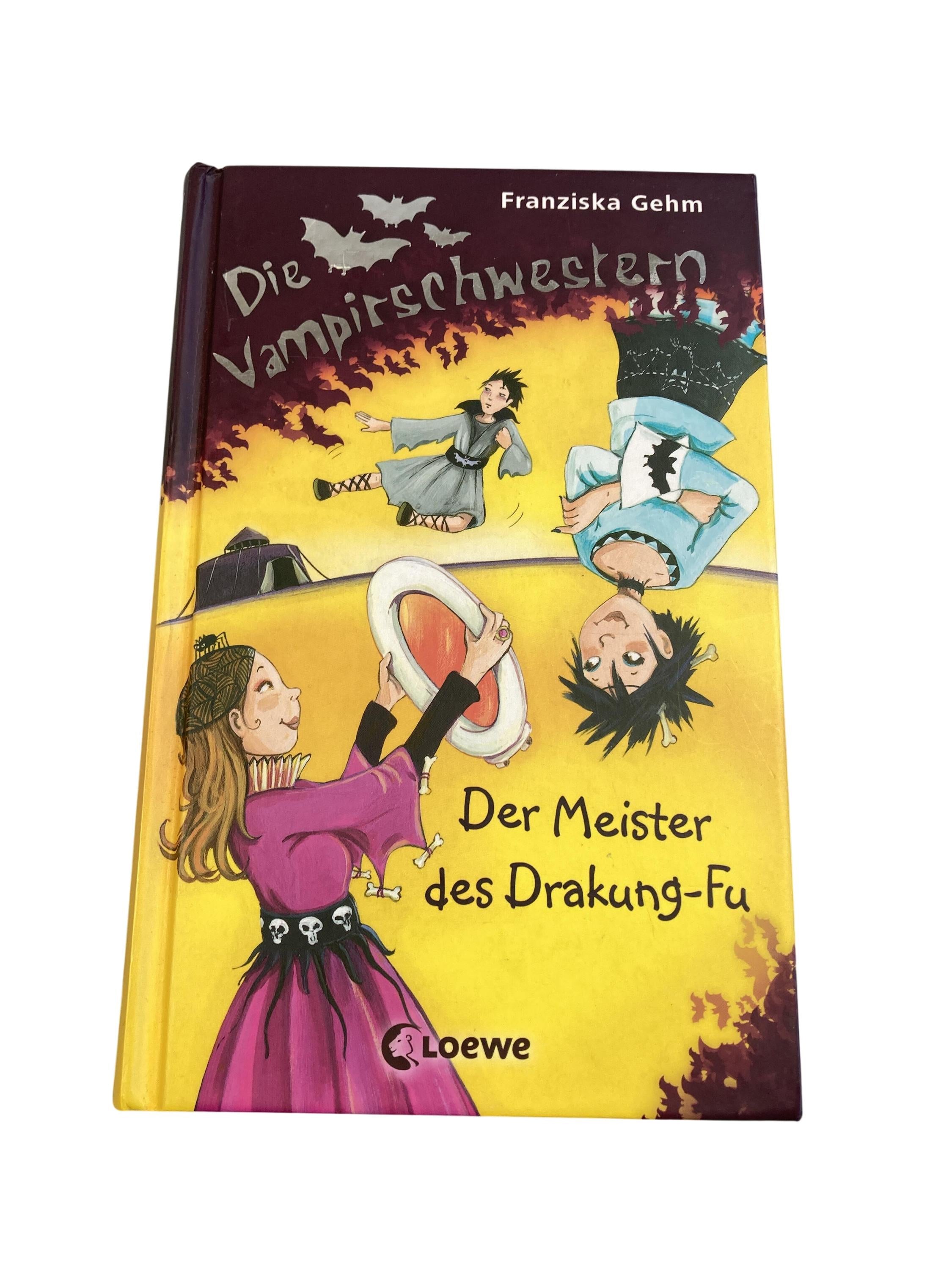 Kinderbücher Bücher Spielen & Lernen Die Vampirschwestern - Der Meister des Drackung Fu Loewe Front Image Second Hand