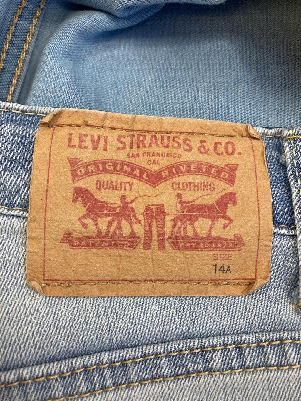 Shorts & kurze Hosen Shorts & kurze Hosen Kleidung Kurze Jeans Levi`s Label Image Second Hand