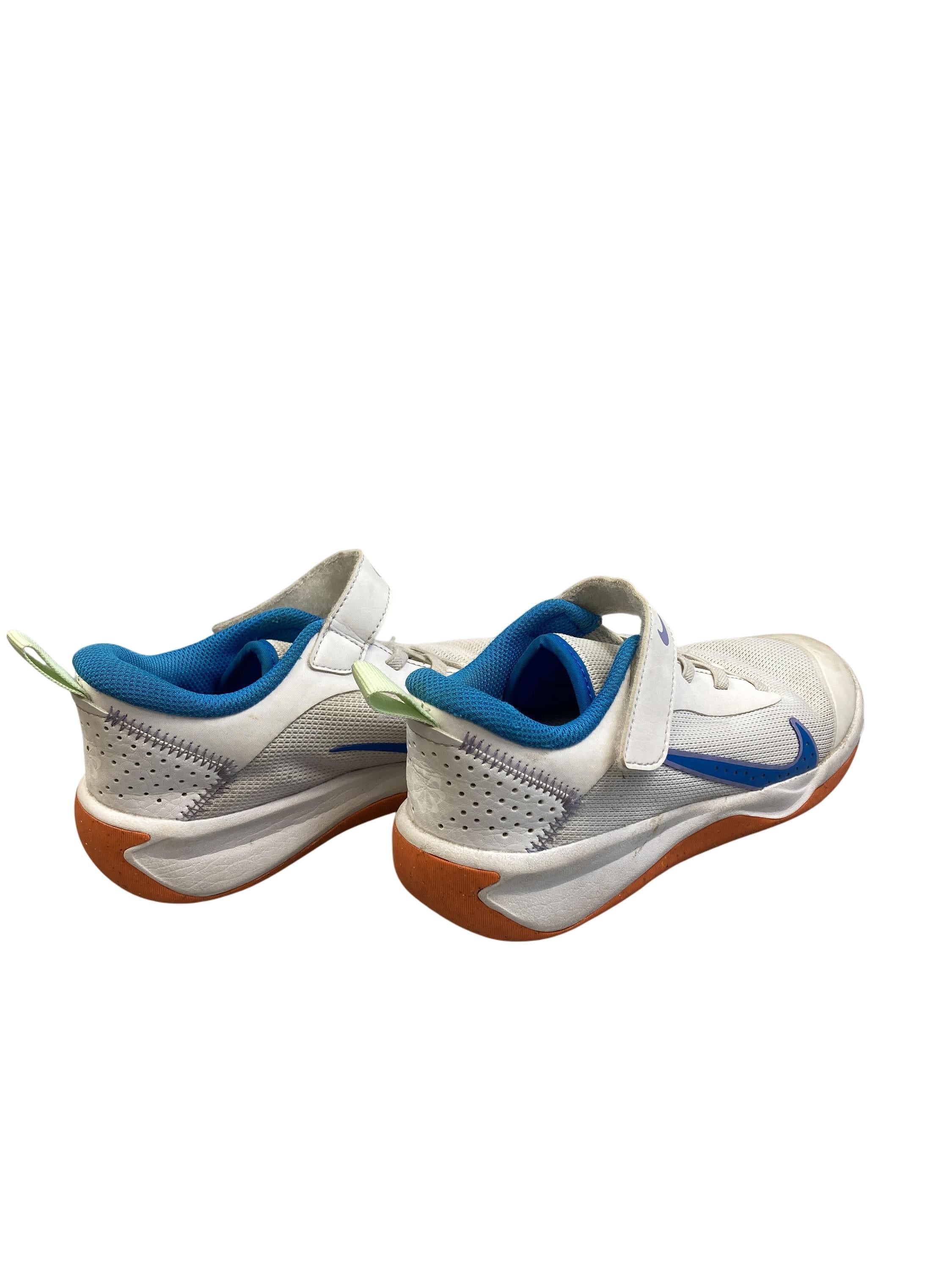 Hallenschuhe Sportschuhe Schuhe Turnschuh helle Sohle Nike Rear Image Second Hand