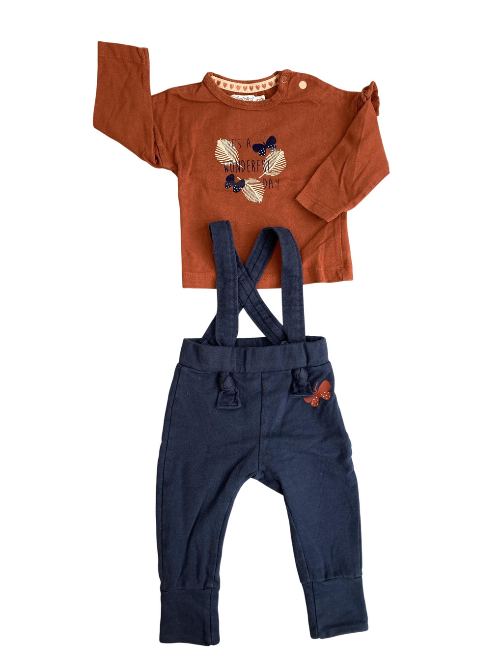 Longsleeves Longsleeves Kleidung Longsleeve + Stofflatzhose Dirkje Front Image Second Hand