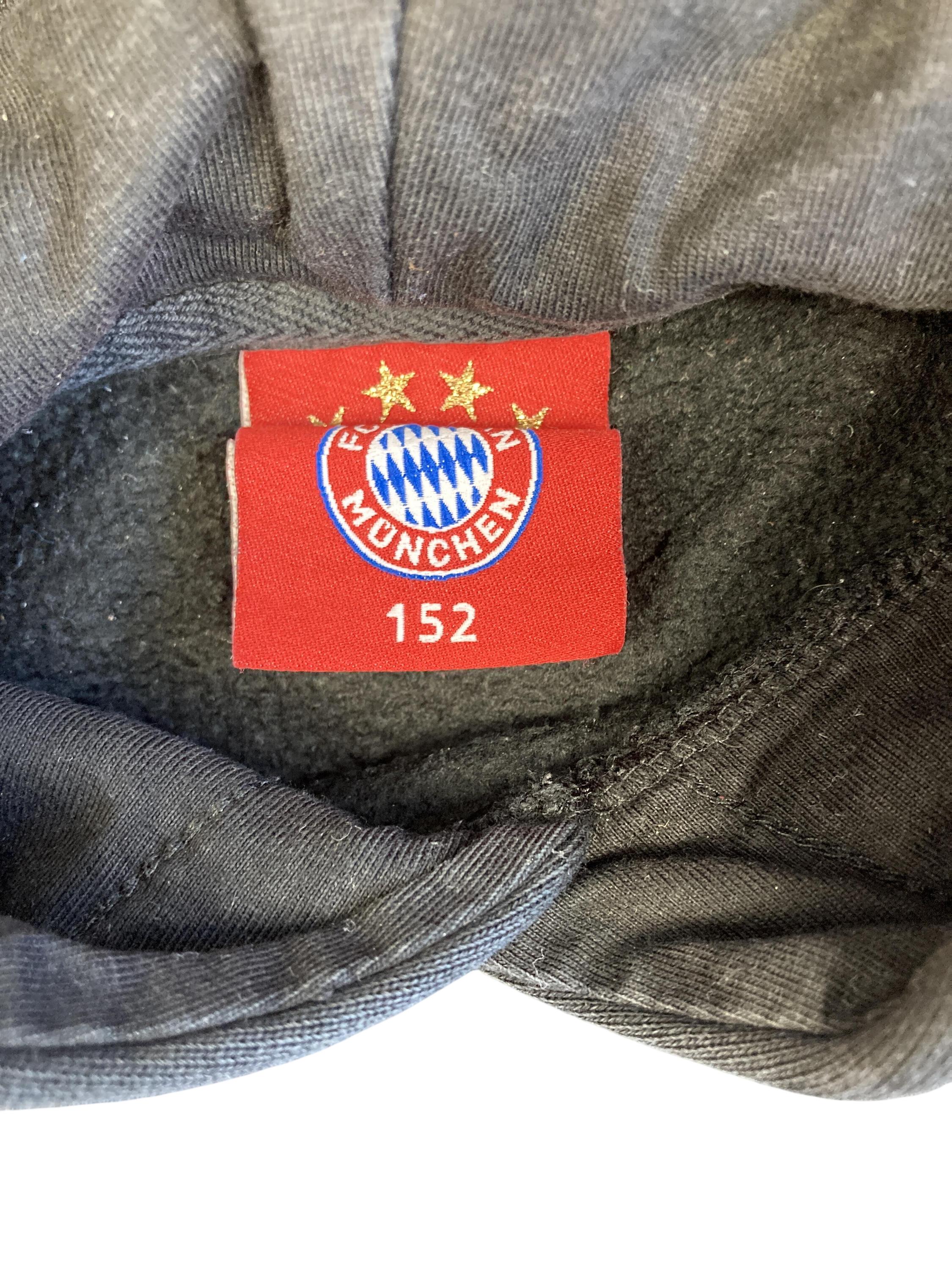 Hoodies Sweatshirts & Hoodies Kleidung Hoddie FC Bayern München Label Image Second Hand