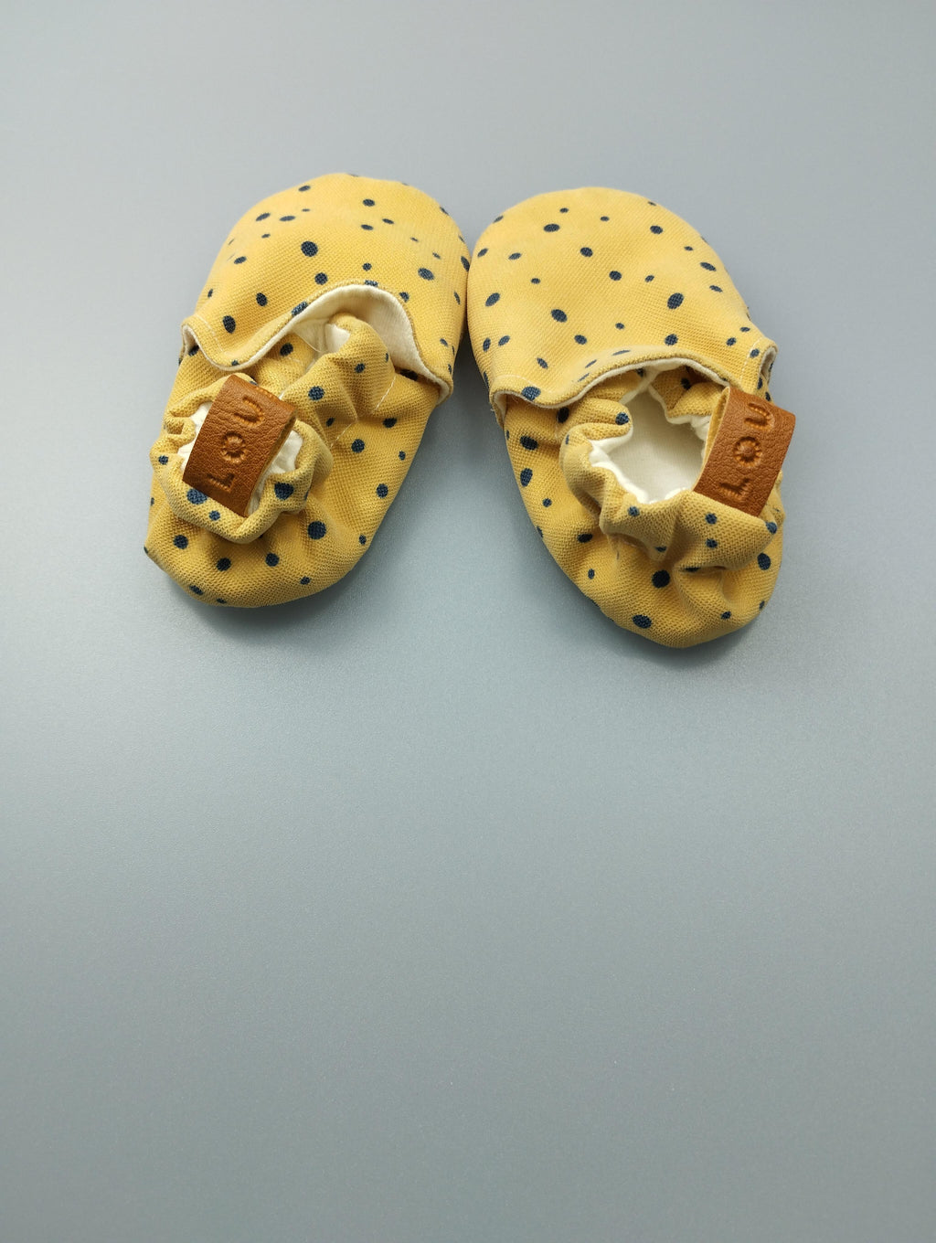 Schuhe Hausschuhe/Krabbelschuhe Rear Image Second Hand