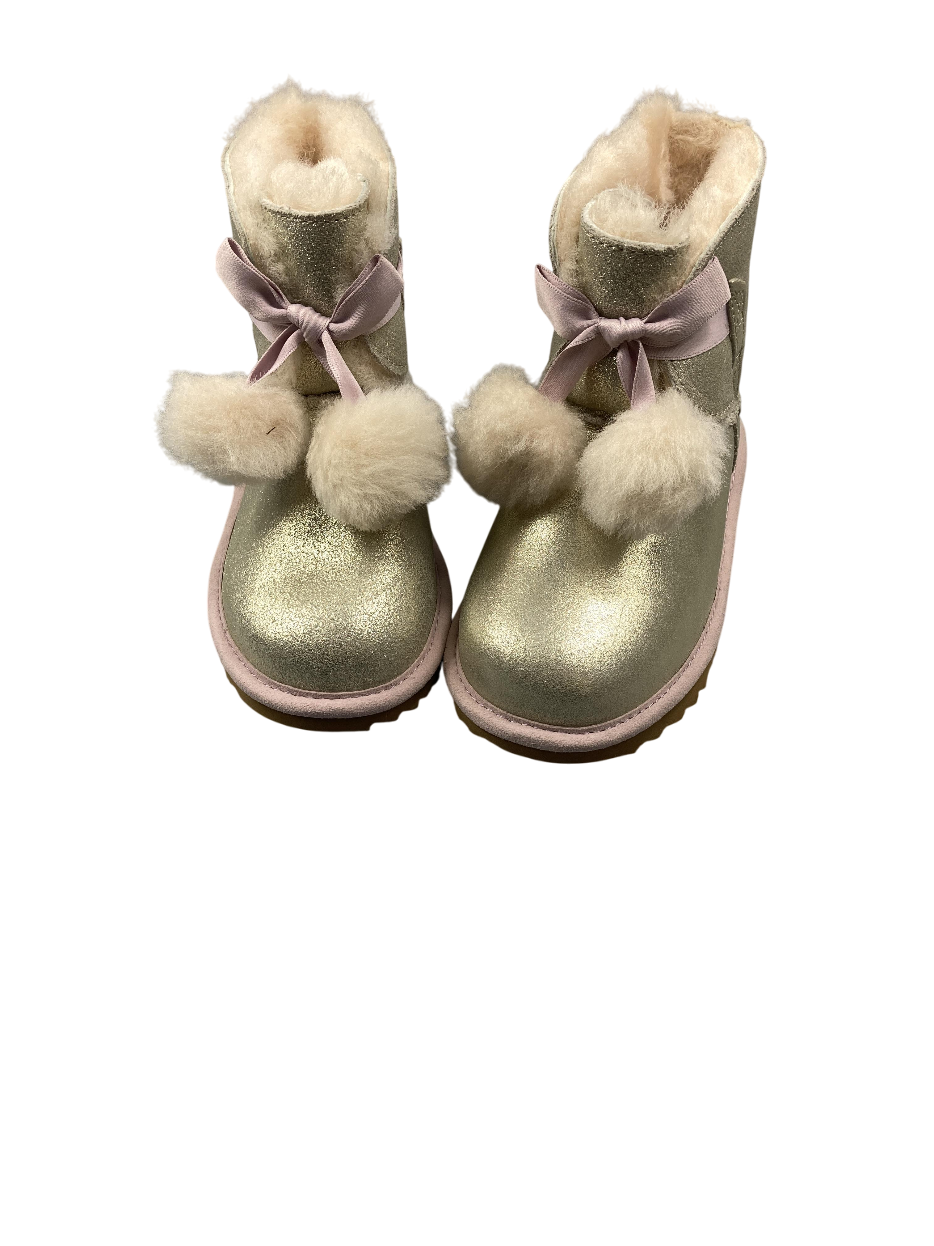 Gefütterte Schuhe Winterschuhe Schuhe Winterstiefel UGG  Front Image Second Hand