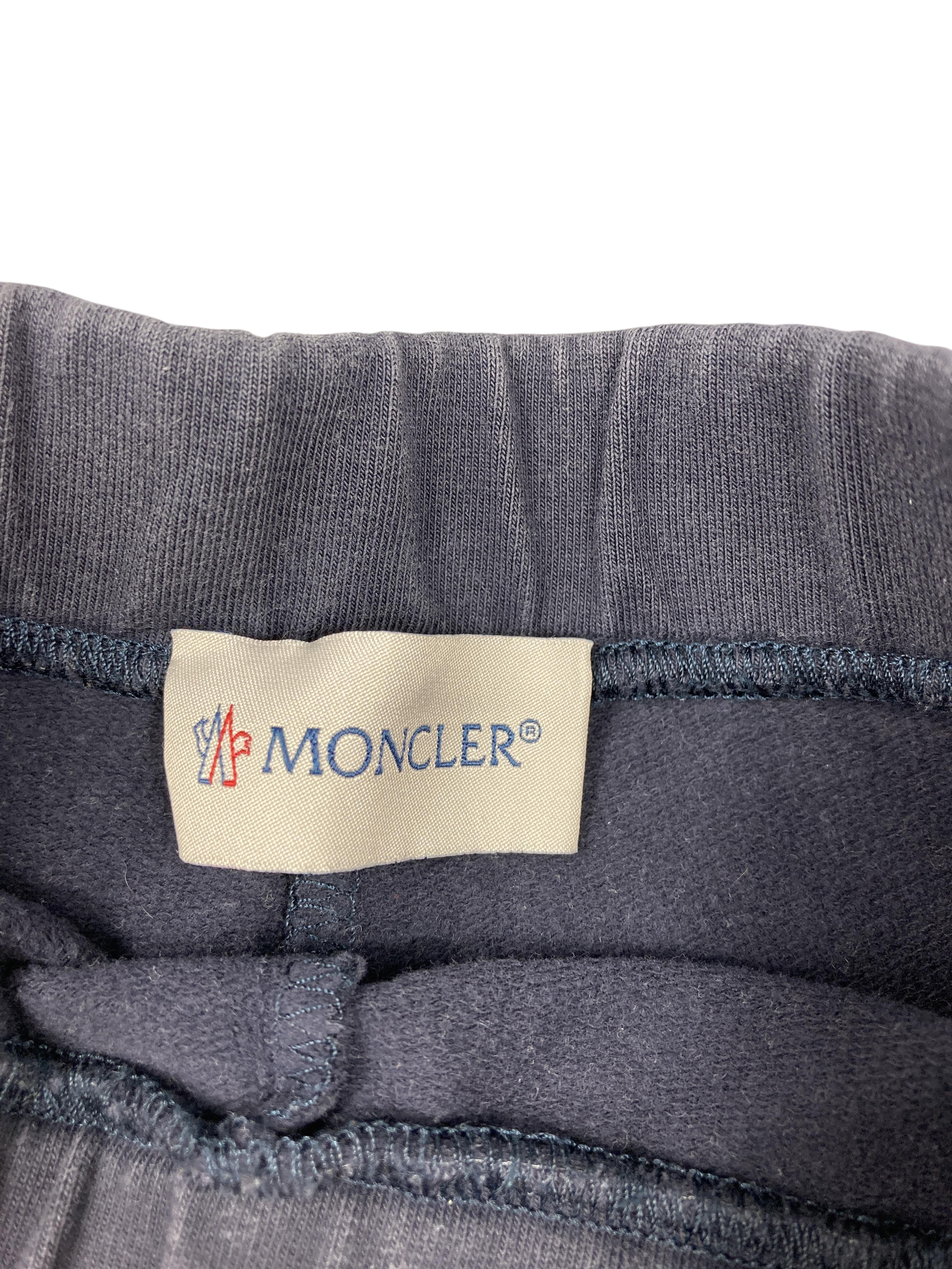 Stoffhosen Hosen & Jeans Kleidung Stoffhose Moncler  Label Image Second Hand