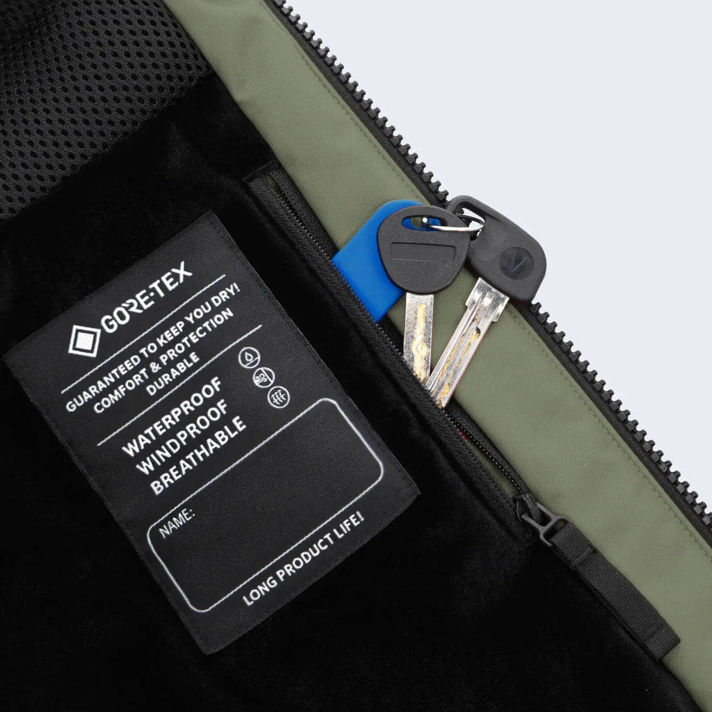 GORE-TEX® Urban Outdoor 2L Insulated JKT Jacke